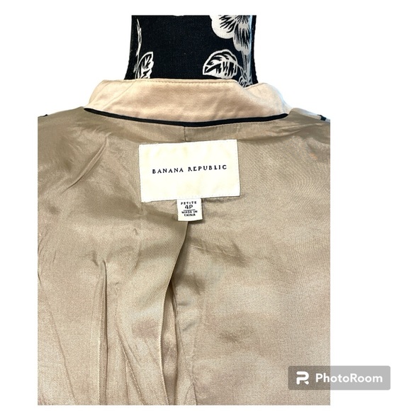 Banana Republic Military Tailored Blazer Size 4P - Picture 9 of 10